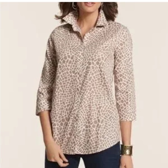 Leopard Print Button Down Shirt Chicos 2P wrinkle free - Picture 2 of 5